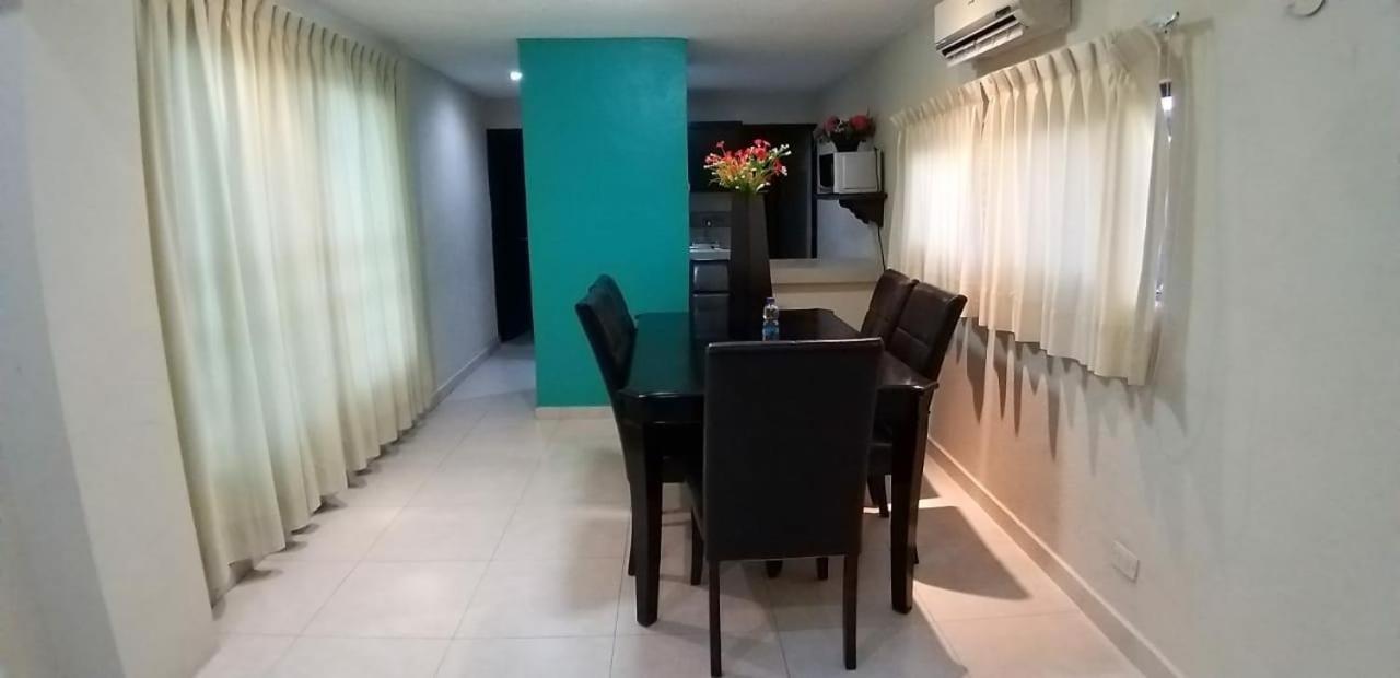 Hotel & Suites Domani Прогресо Екстериор снимка