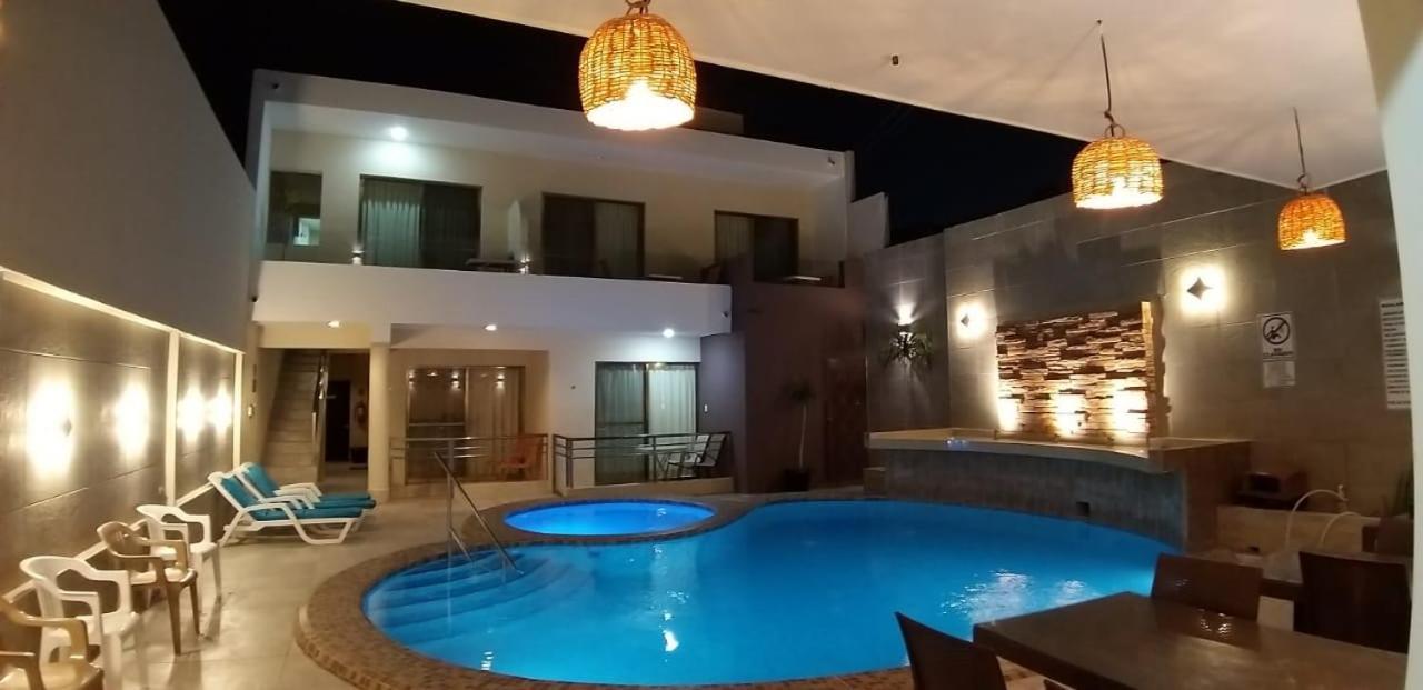 Hotel & Suites Domani Прогресо Екстериор снимка